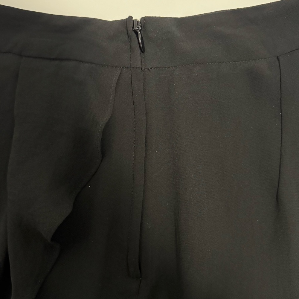 New without Tags H&M Flowy Asymmetrical Ruffled Summer Knee Length Skirt- Black - Picture 4 of 6